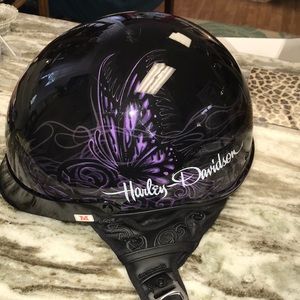 Woman’s, size Medium Harley Davidson motorcycle 1/2 helmet.